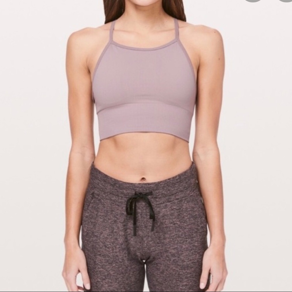 ❗️ FLASH SALE ❗️Lululemon Ebb to Street Bra Sz 10